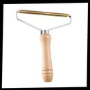 Wooden pet hair Remover
